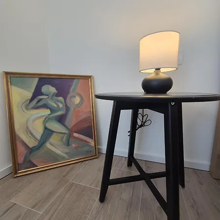 Seaview Art With Balcony Daire Kastela