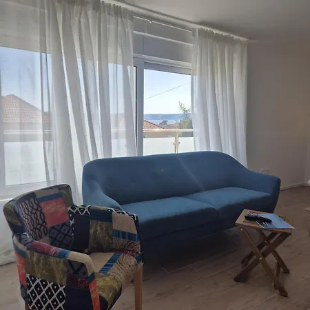 Seaview Art With Balcony Daire *