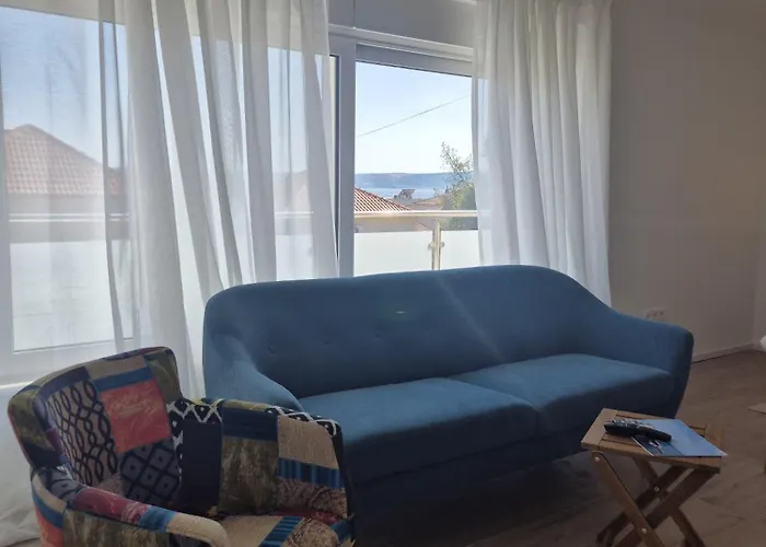 Seaview Art With Balcony Daire *